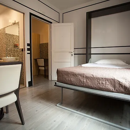 Royal Du Vatican Pensjonat 4*